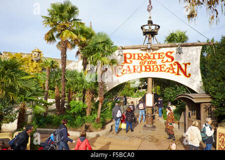 Pirates Of The Caribbean fahren In Adventureland Disneyland Paris Marne-la-Vallée Chessy Frankreich Stockfoto