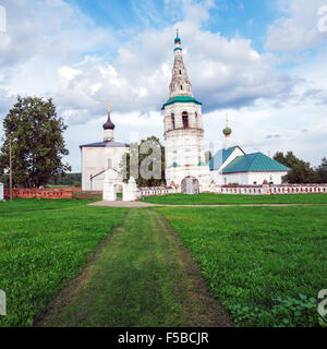 Kirche von Boris und Gleb Kideksha (1152), UNESCO-Weltkulturerbe, Susdal Stockfoto