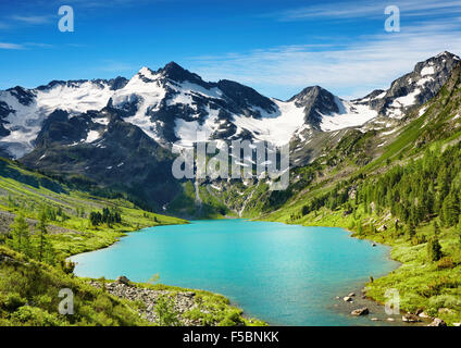 Wunderschönen türkisfarbenen See im Altai-Gebirge Stockfoto