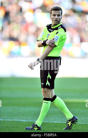 Udine, Italien Schiedsrichter Federico La Penna während der italienischen Serie ein TIM Fußballspiel zwischen Udinese Calcio und Sassuolo im Friaul-Stadion am 1. November 2015. Foto Simone Ferraro / Alamy Live News Stockfoto