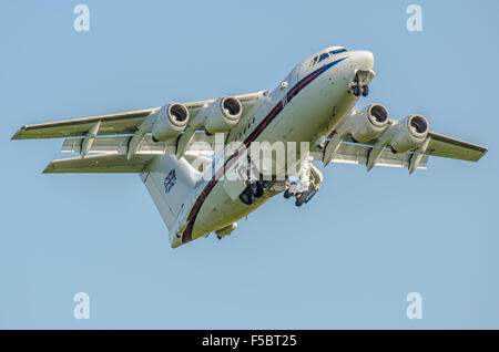 ZE 700 ist eine BAe 146-100 durch Nr. 32 der RAF (Royal) Geschwader von RAF Northolt, Durchführung der Königlichen Familie und VIPs betrieben. Abnehmen Stockfoto