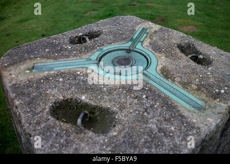 Ordnance Survey Triangulation Station, Dovers Hill, Chipping Campden, Gloucestershire, UK Stockfoto