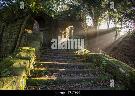 Teil der Rivington Gärten nahe Chorley, Horwich, Bolton, Adlington, Darwen und Blackburn. Sie sind im Westen der Winter Hill. Stockfoto