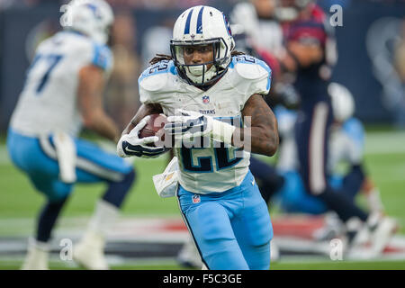 Houston, Texas, USA. 1. November 2015. Tennessee Titans Runningback Dexter McCluster (22) trägt den Ball im 3. Quartal ein NFL-Spiel zwischen den Houston Texans und die Tennessee Titans NRG-Stadion in Houston, TX am 1. November 2015. Bildnachweis: Trask Smith/ZUMA Draht/Alamy Live-Nachrichten Stockfoto