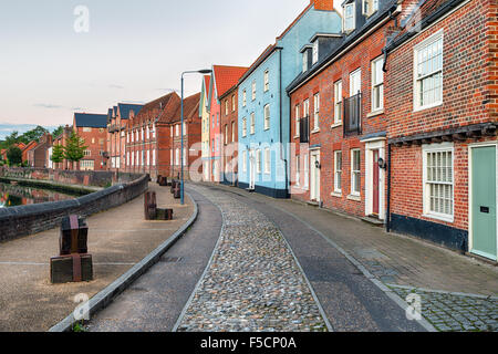 Hübsche Bürgerhäuser in der Mitte von Norwich City in Norfolk Stockfoto