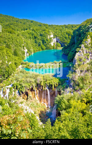 Fallenden Seen von Plitvice Nationalpark vertikale Ansicht, Kroatien Stockfoto