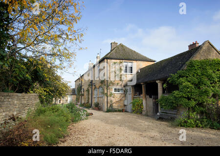 Cotswold Cottage in Bourton auf dem Wasser, Cotswolds, Gloucestershire, England Stockfoto