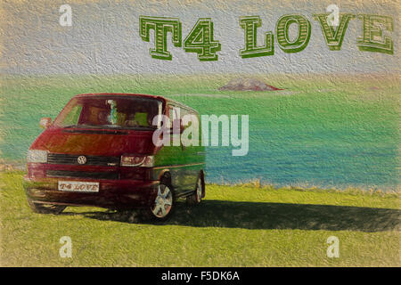 VW T4 Surf Wagen van Crantock Newquay Cornwall UK rot Stockfoto