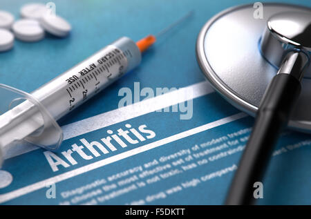 Arthritis. Medizinisches Konzept auf blauem Hintergrund. Stockfoto