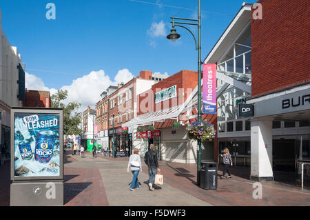 Pentagon-Einkaufszentrum, Chatham High Street, Chatham, Kent, England, Vereinigtes Königreich Stockfoto