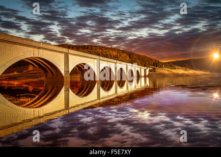 Ladybower Vorratsbehälter, Derbyshire Peak District, England Stockfoto