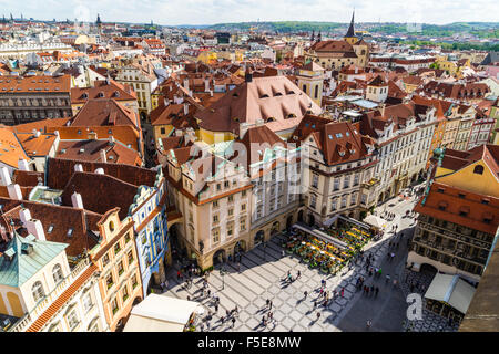 Erhöhte Ansicht von Gebäuden in UNESCO-Weltkulturerbe, Altstädter Ring, Prag, Tschechische Republik, Europa Stockfoto