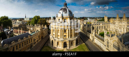 Radcliffe Camera von St.-Marien-Kirche, Oxford, Oxfordshire, England, Vereinigtes Königreich, Europa Stockfoto