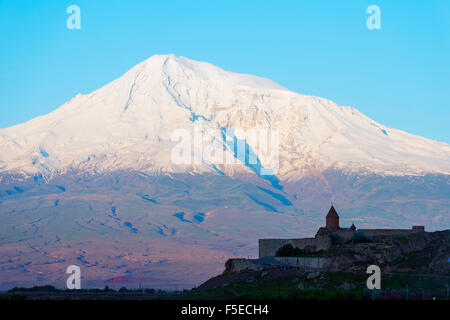 Khor Virap Kloster und Berg Ararat 5137m, höchster Berg in der Türkei fotografiert in Armenien, Kaukasus, Zentralasien, Asien Stockfoto