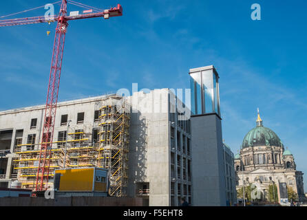 Stadtschloss-Entwicklungsstandort (Berliner Stadtschloss) neben dem Berliner Dom, Mitte, Berlin, Deutschland Stockfoto