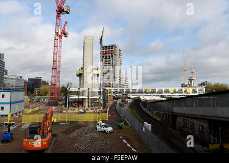 Neue Entwicklung im Bau am Bahnhof East Croydon Surrey UK Stockfoto