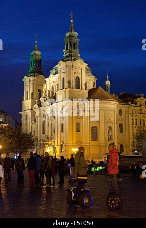 St.-Nikolaus-Kirche, Altstädter Ring, (Jizchak Náměstí), Prag, Tschechische Republik Stockfoto