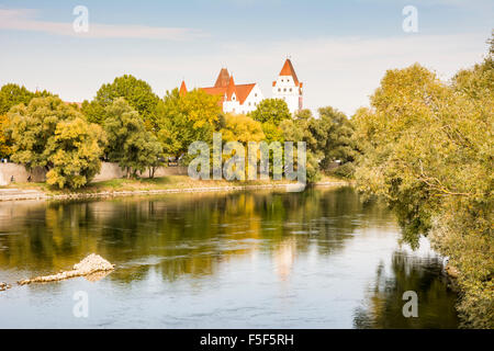 INGOLSTADT, Deutschland - OKTOBER 3: Neuen Schlosses in Ingolstadt, Deutschland am Oktober 3, 2015. Das neue Schloss in Ingolstadt ist eine o Stockfoto