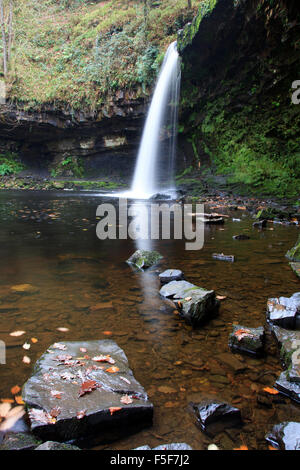 Sgŵd Gwladus The Lady fällt auf die Nedd Fechan einer der Wasserfälle auf der The Elidir Trail in Wasserfall Land Wales Stockfoto