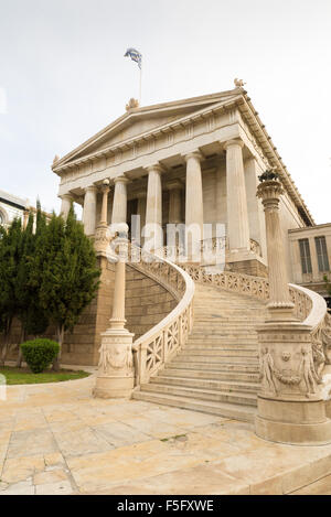 Die nationale Bibliothek von Greece.The neoklassische Gebäude Marmor befindet sich im Zentrum von Athen. 1887-1902 erbaut. Stockfoto