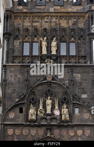 Brückenturm, Altstadt, Karlsbrücke (illuminierte am meisten), Prag, Tschechische Republik Stockfoto