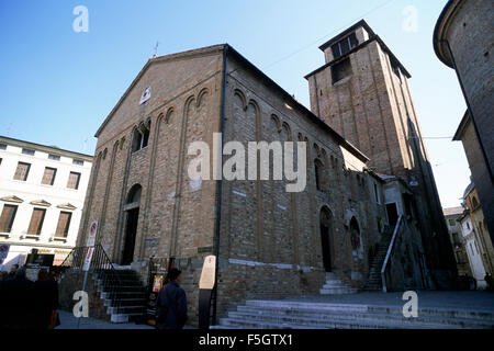 Italien, Venetien, Treviso, Baptisterium San Giovanni Battista und Glockenturm duomo Stockfoto