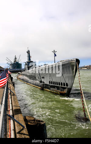 Die USS Pampanito, ein WW2 Balao-Klasse u-Boot gefesselt an Pier 45 am Fishermans Wharf in San Francisco CA Stockfoto