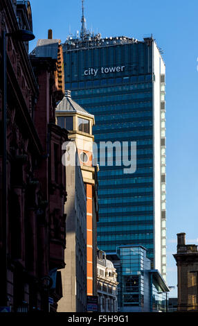 Der City Tower Bürogebäude, Manchester, England, UK.  Früher das Sunley Gebäude, Piccadilly Plaza. Stockfoto