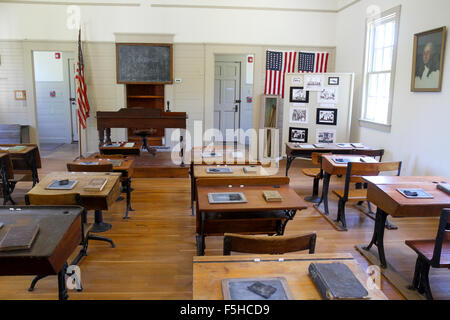 Im Inneren der 1869 Schulhaus Museum Eastham Historical Society, Eastham, Cape Cod, Massachusetts Stockfoto