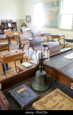 Im Inneren der 1869 Schulhaus Museum Eastham Historical Society, Eastham, Cape Cod, Massachusetts Stockfoto