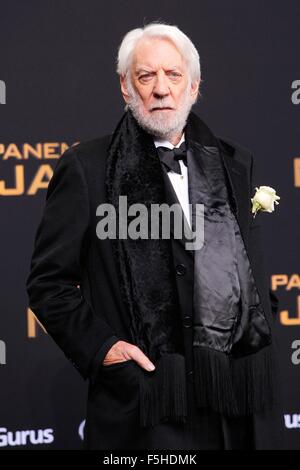 Berlin, Deutschland. 4. November 2015. Donald Sutherland. "die Tribute von Panem: Mockingjay - Teil 2: Weltpremiere. Berlin, Deutschland. 4. November 2015. Bildnachweis: Roger Harvey/Globe Fotos/ZUMA Draht/Alamy Live-Nachrichten Stockfoto