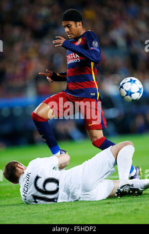 Barcelona, Spanien. © 4. November 2015. Neymar (Barcelona) Fußball: UEFA Champions League-Gruppe E Spiel zwischen FC Barcelona 3-0 FC Bate Borisov im Camp Nou in Barcelona, Spanien. Kredit: D. Nakashima/AFLO/Alamy Live-Nachrichten Stockfoto