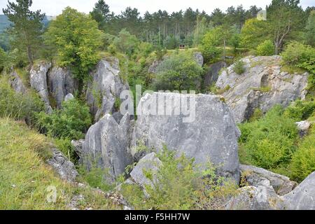 Die Fondry des Chiens (Gruben der Hunde) seltsame geologische Ort mit engen Verbindungen zur Karst Entwicklung. Stockfoto