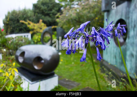 Barbara Hepworth Museum Skulptur Garten St Ives Stockfoto