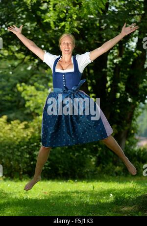 Exklusiv - Fotoshooting mit deutsche Snowboarderin Anke Karstens in Bad Endorf am 15. Juli 2015. Foto: Frank Mai Stockfoto