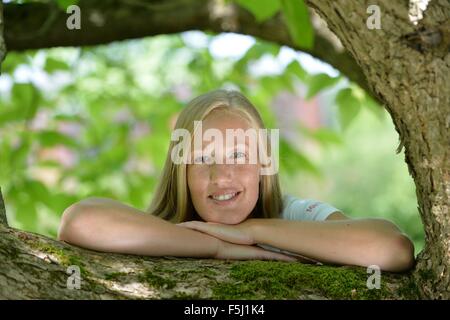 Exklusiv - Fotoshooting mit deutsche Snowboarderin Anke Karstens in Bad Endorf am 15. Juli 2015. Foto: Frank Mai Stockfoto