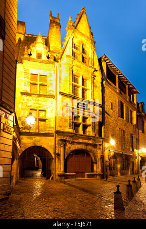 Mittelalterliche Gebäude in Sarlat-Dordogne Stockfoto