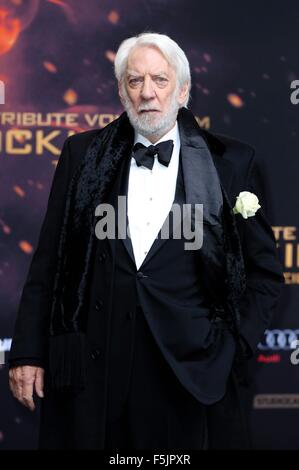 Berlin, Deutschland. 4. November 2015. Donald Sutherland Teilnahme an "The Hunger Games: Mockingjay, Teil 2: Weltpremiere im Cinestar Sony Center am 4. November 2015 in Berlin, Deutschland. / Picture Alliance © Dpa/Alamy Live-Nachrichten Stockfoto