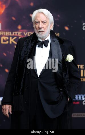 Berlin, Deutschland. 4. November 2015. Donald Sutherland Teilnahme an "The Hunger Games: Mockingjay, Teil 2: Weltpremiere im Cinestar Sony Center am 4. November 2015 in Berlin, Deutschland. / Picture Alliance © Dpa/Alamy Live-Nachrichten Stockfoto