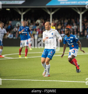 Daniel Sjölund (weißes Hemd) während eines Spiels Lokalderby zwischen Åtvidabergs FF und IFK Norrköping Stockfoto