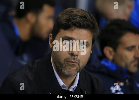 White Hart Lane, Tottenham, London, UK, UEFA Europa League Fußball. 5. November 2015. Tottenham Hotspur gegen Anderlecht. Mauricio Pochettino, Tottenham-Manager. © Aktion Plus Sport/Alamy Live-Nachrichten Stockfoto