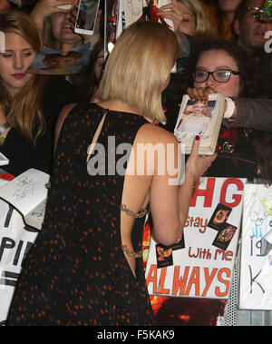 London, UK. 5. November 2015. Jennifer Lawrence Teilnahme an The Hunger Games: Mockingjay Teil2 - UK Premiere im Odeon, Leicester Square in London, Vereinigtes Königreich. Bildnachweis: Stills Presse/Alamy Live-Nachrichten Stockfoto