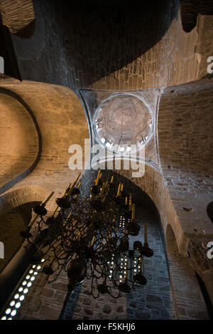 DISTOMO, Griechenland - 30. Oktober 2015: Hosios Loukas Kloster ist eines der wichtigsten Denkmäler des mittleren byzantinischen Architekten Stockfoto