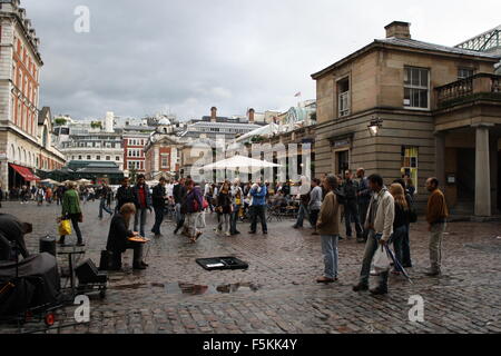 Straßenkünstler in Covent Garden in London Stockfoto