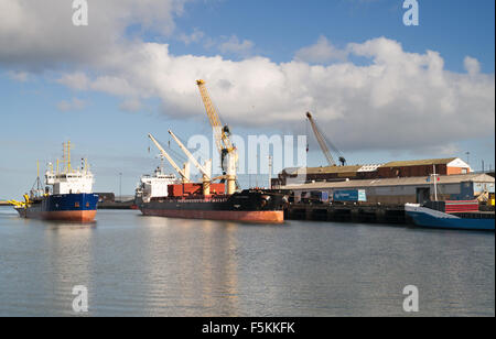 Schiffe in den Hafen von Sunderland, Nord-Ost-England, UK Stockfoto