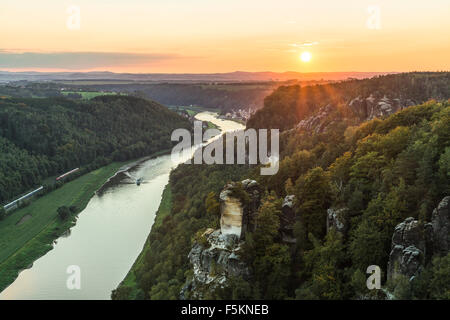 Blick von der Bastei, Elbsandsteingebirge, Sachsen, Deutschland Stockfoto