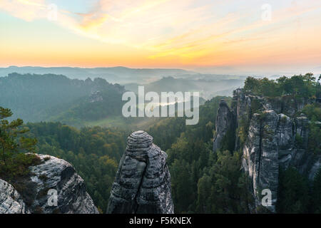 Blick von der Bastei, Elbsandsteingebirge, Sachsen, Deutschland Stockfoto