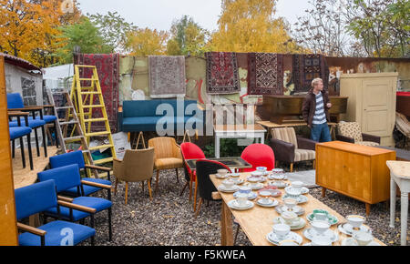 Mauerpark Sonntag Flohmarkt Stall, Prenzlauer Berg, Berlin, Deutschland Stockfoto