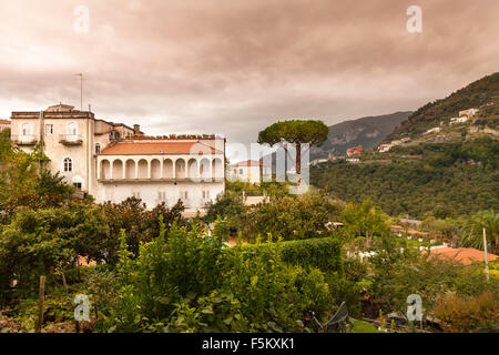 Villa Cimbrone und die umliegende Landschaft, Ravello, Italien Stockfoto