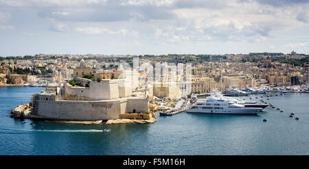 Grand Harbour in Valletta auf der Suche nach Osten von der Upper Barrakka Gardens Stockfoto